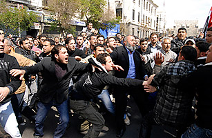 Syria: Protesters Killed on Day of Dignity and Death