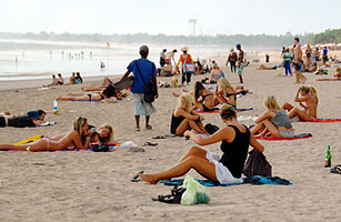 Bali Raids Kuta Beach Over Gigolos After Cowboys Film