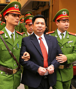 Vietnam: Dissident Gets 7 Years in Prison