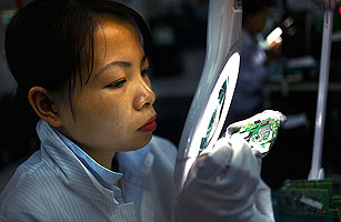 Chinas Rising Production Costs Are a Boon for Other Asian States