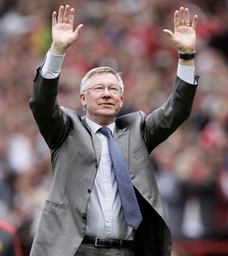 How Manchester United Became the Biggest Soccer Team in the World