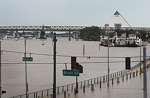Mississippi River Flood Concerns Hurt Memphis Tourism
