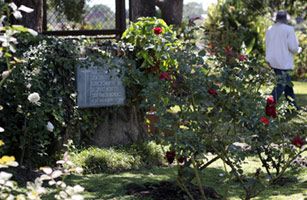 Spain Seeks Justice for Jesuits Killed in El Salvadors Civil War