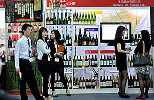 Yuan Jiang, Chinese Wine Mogul: 10,000 Bottles a Day and Counting