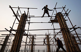 India vs. China: Which Economy Is Better After Recession?