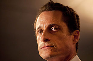 1st Dem Lawmaker Demands Weiner Resign