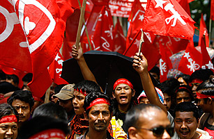 With Maoists Refusing To Turn Over Their Arms, Nepal Totters On The Edge Of Political Crisis