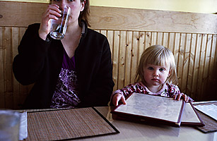 Should More Restaurants Ban Kids? Chefs Really Want To!