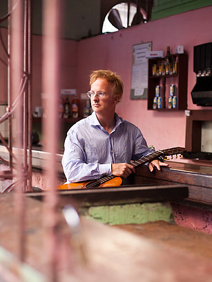 Meet the Most Famous Singing Gringo of East L.A.