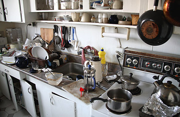 Get Rid of Clutter: 100 Thing Challenge Helps Shed Stuff