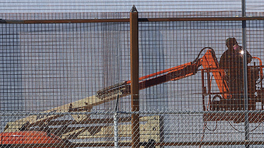 Opponents of the Texas-Mexico Border Fence Look to Obama