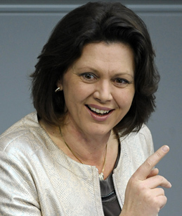 Facebook in Germany: Minister Slams Site Over Privacy