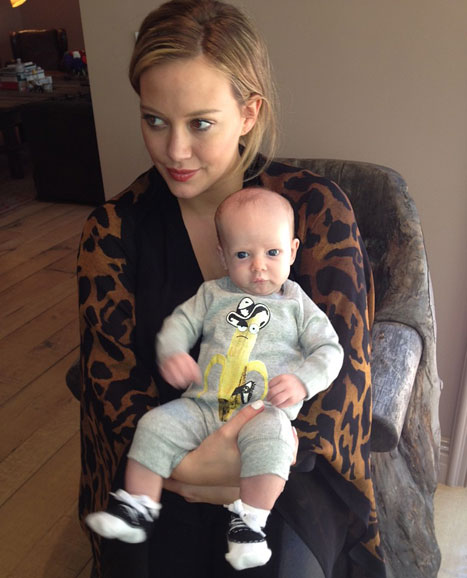 Hilary Duff Explains to US Weekly that she Doesn't Regret Any of her Weight When She Looks at Her New Baby