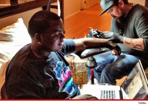 kingston tattoo artist Sources close to the singer say the tattoos to about 5 hours to complete