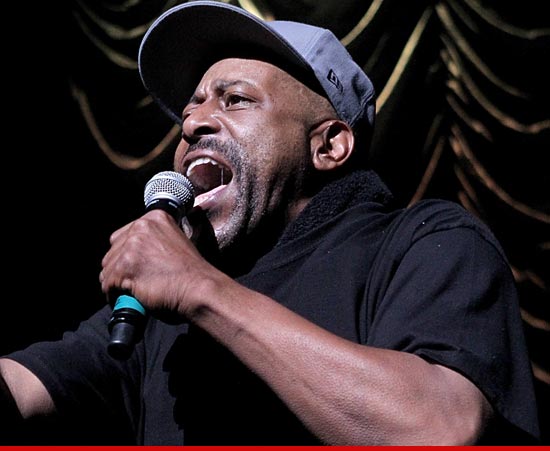 Tone Loc Tone Locappeared to have a seizure during a comedy show at the Laugh Factory last night