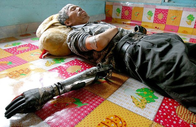 CEN-HomemadeHands-10-jpg_154144