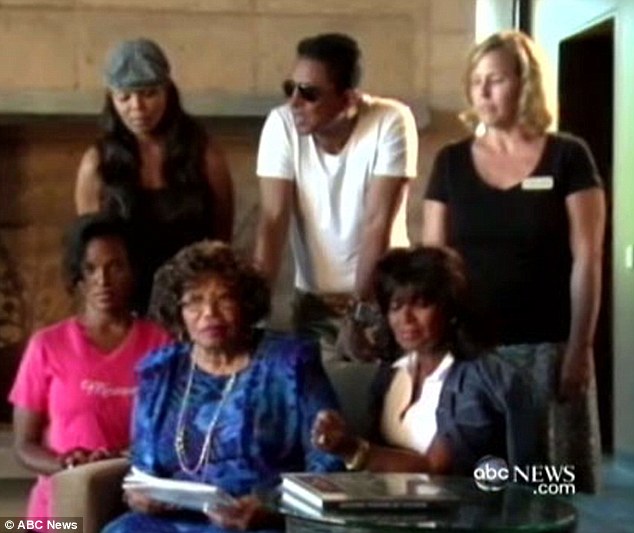 article-2187762-147BD0C5000005DC-383_634x533