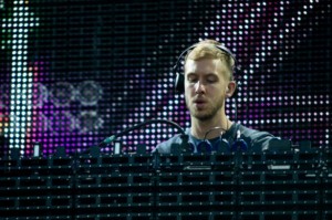 Calvin_Harris_-_Rock_in_Rio_Madrid_2012_-_12-585x390