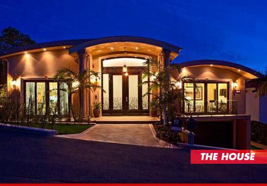 1012-the-house-sub-1 The House in question.