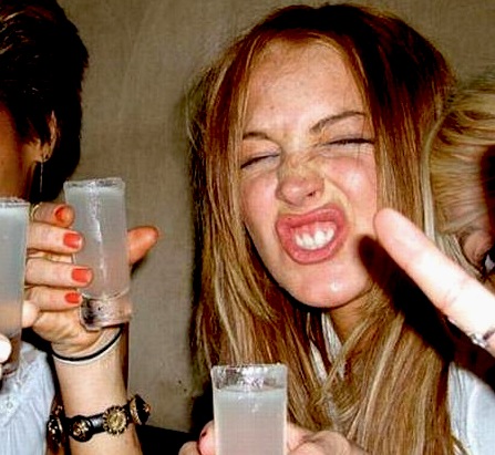 sloppy-drunk-girl-lindsay-lohan1