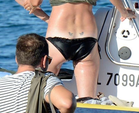 kate-moss-tattoo-470-jpg_202810