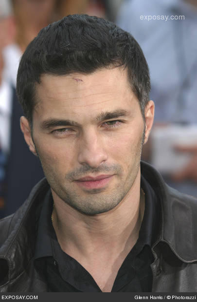 olivier-martinez-swat-movie-premiere-YfnIGD