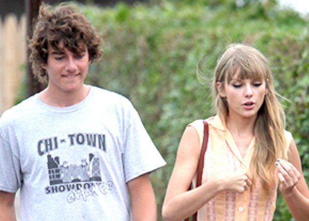 taylor-swift-connor-kennedy